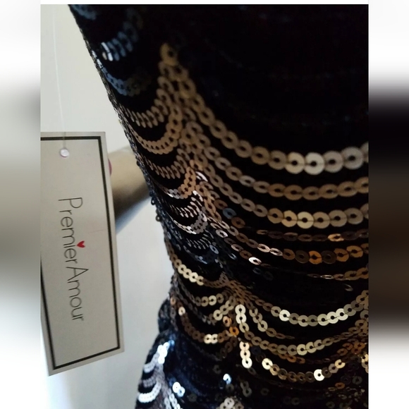 #2 Premier Amour Sequin Off Shoulder Fitted Stretch Dress Black - Picture 4 of 6